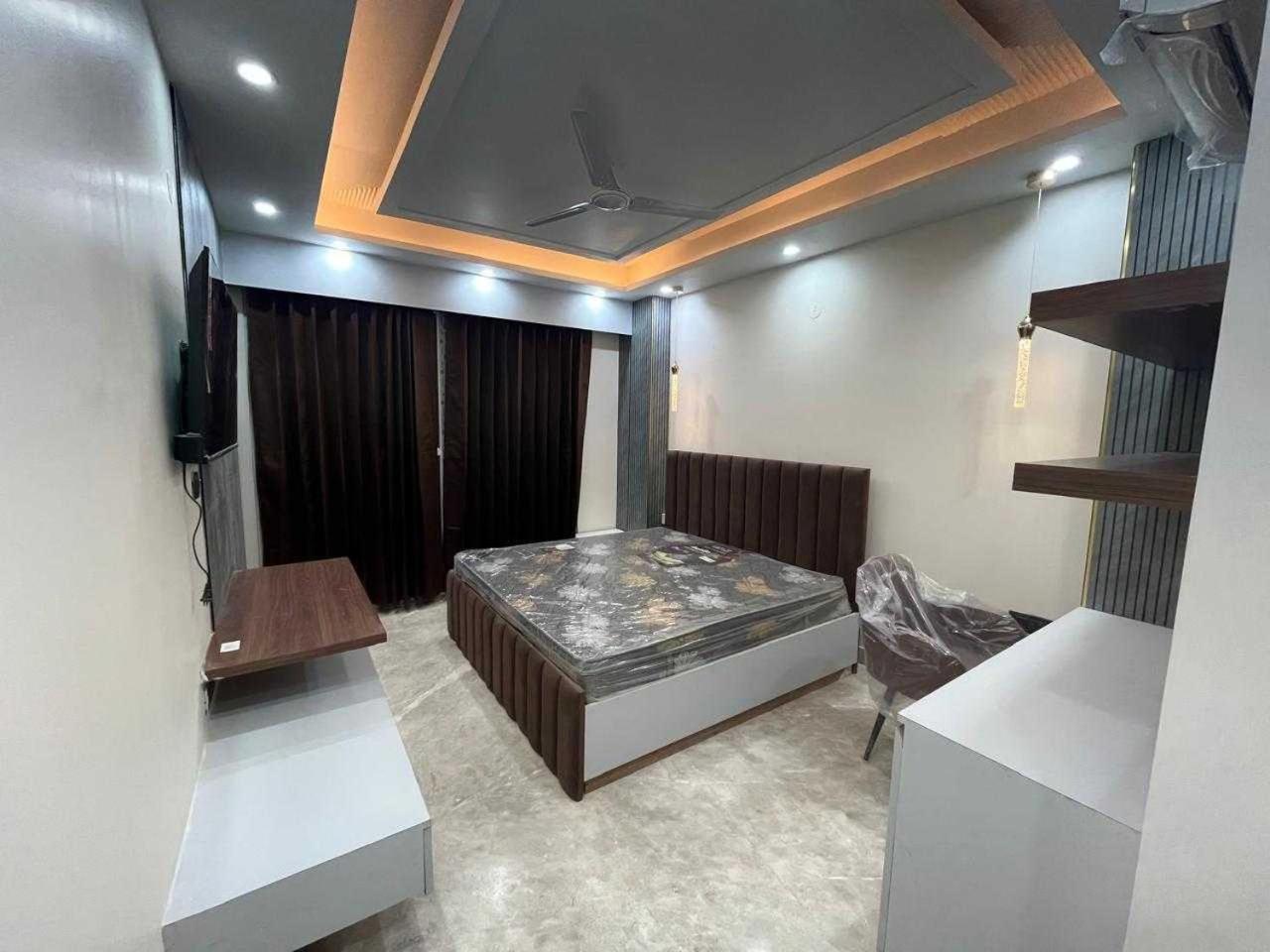 Super Hotel O Sector 43 구르가온 외부 사진